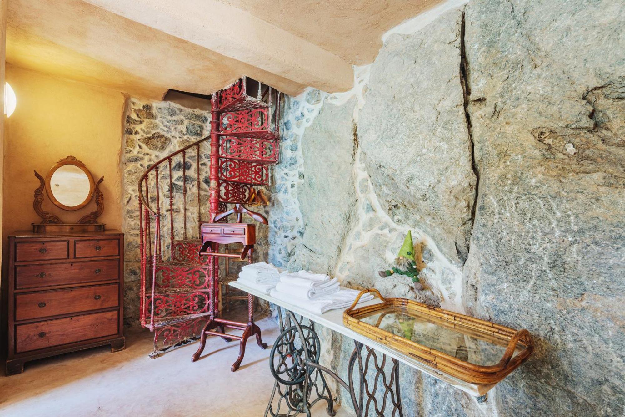 Agriturismo Di Charme E Ristorante Stallato Il Filo Di Paglia Carro Exterior foto