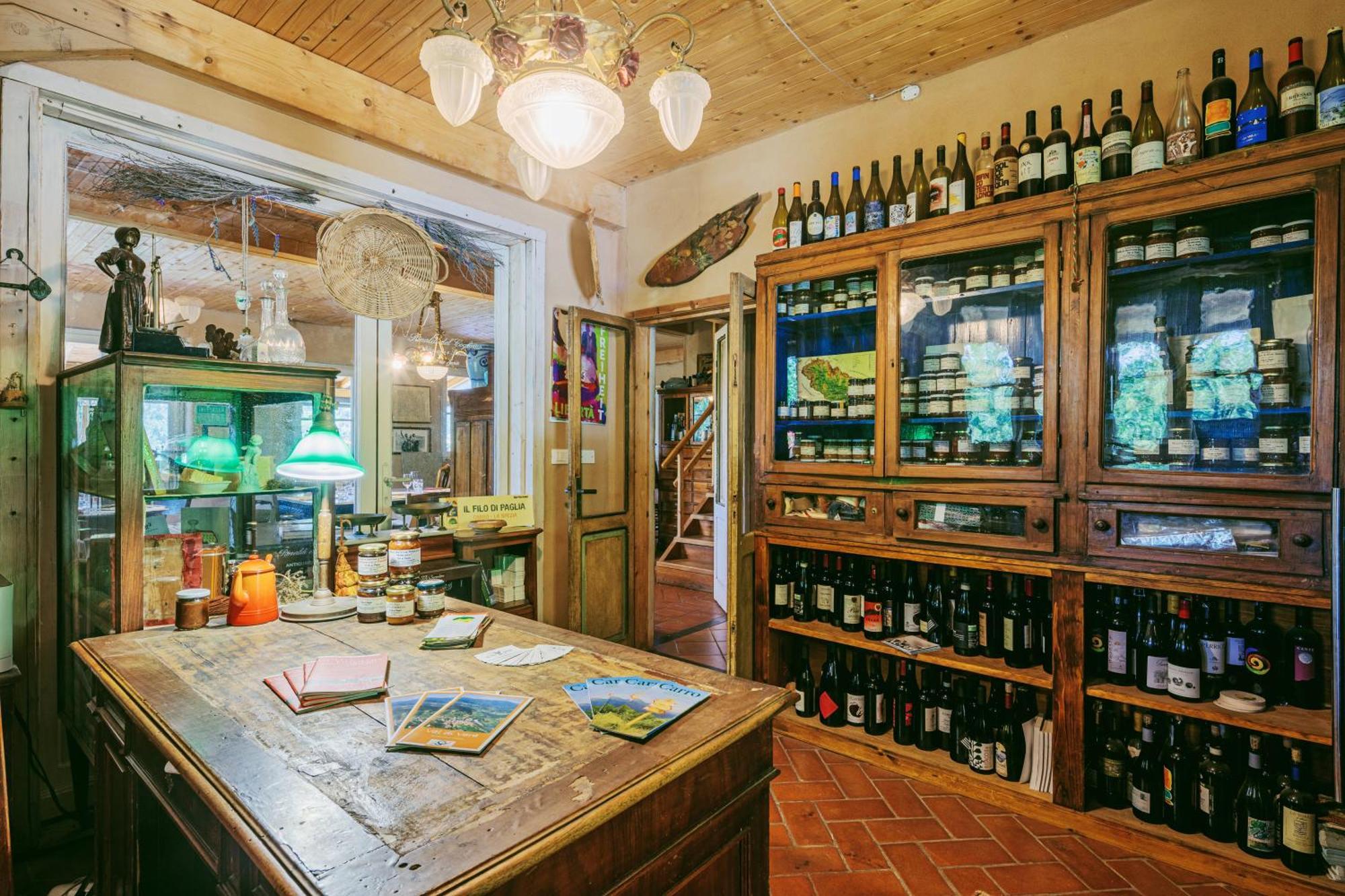 Agriturismo Di Charme E Ristorante Stallato Il Filo Di Paglia Carro Exterior foto